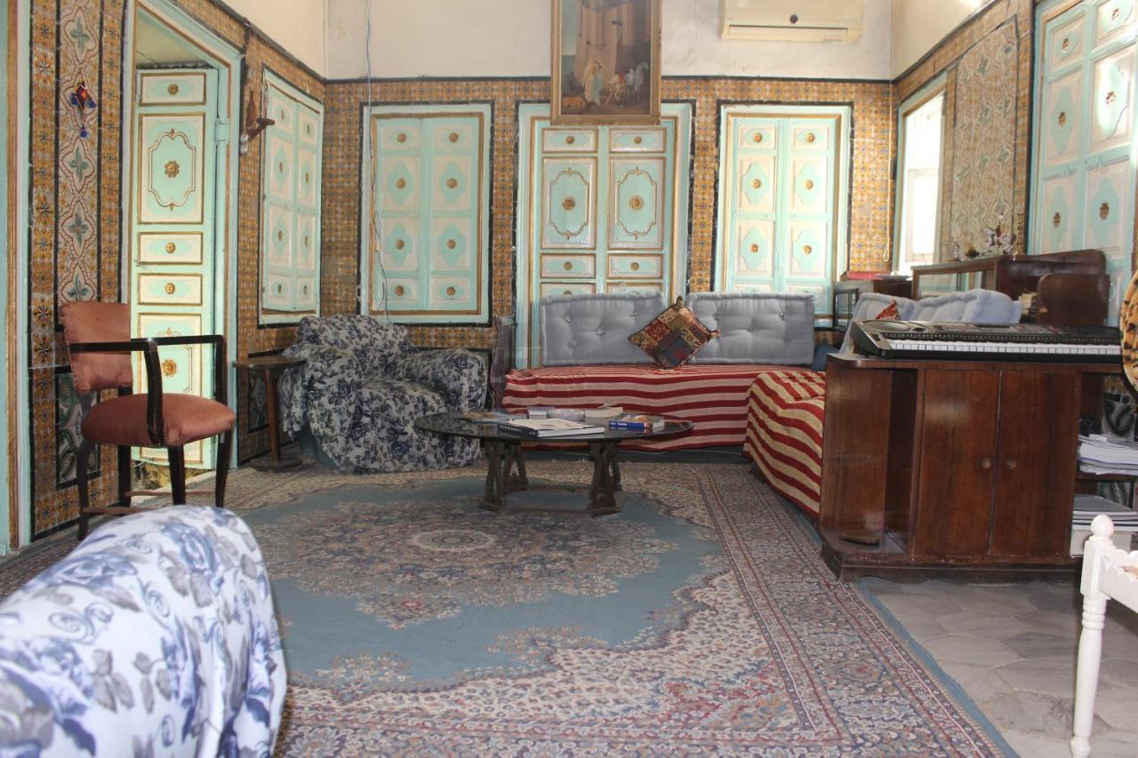 Maison Du 18Eme Siecle Tunis Bagian luar foto